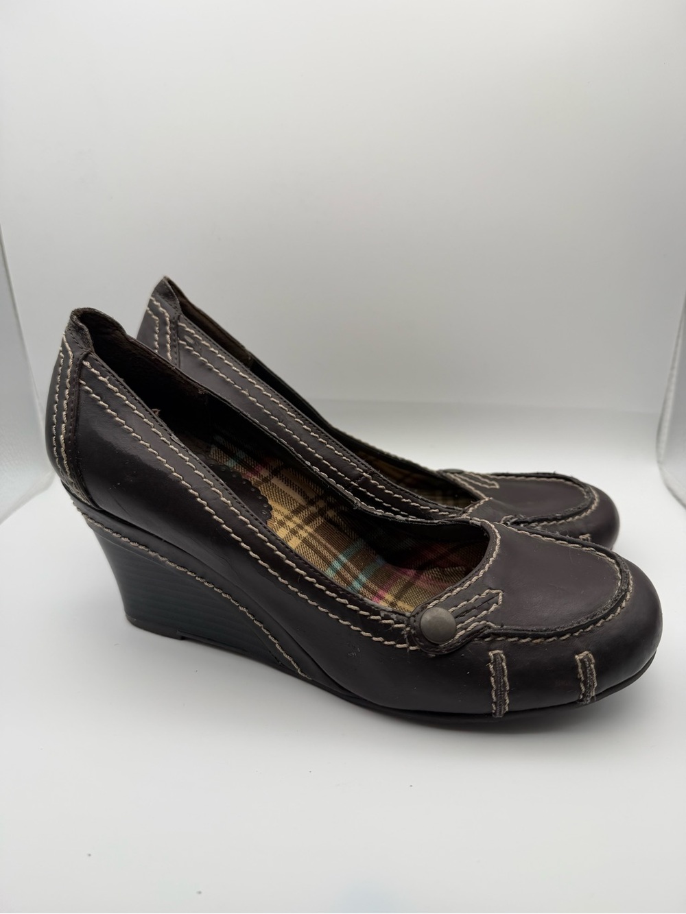 Madden Girl Brown Wedge Pumps Size 8 Plaid Lining